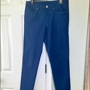 Lululemon ABC pants, True Navy.  31X32 Excellent condition